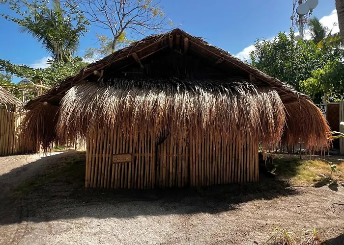 Tribal Huts Community Auberge de jeunesse